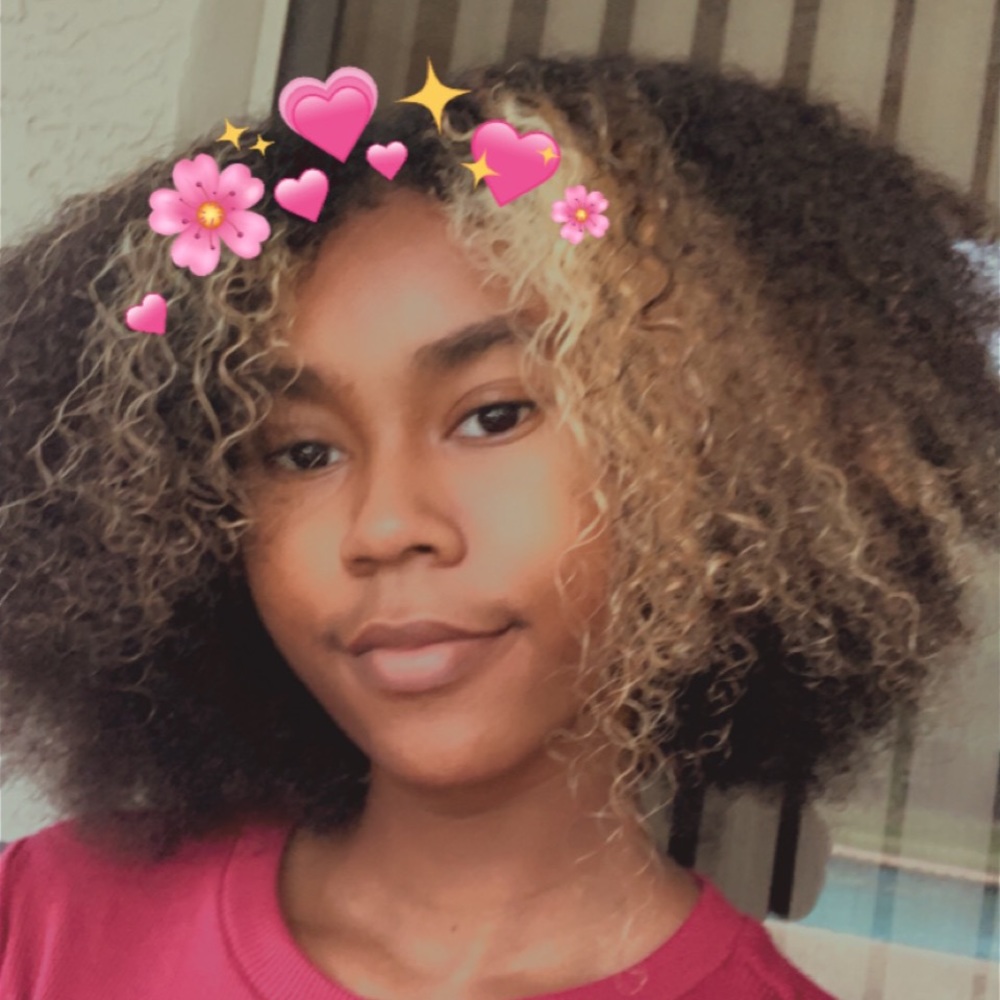 Meet your Posher, Natalie